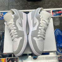 Jordan 1 low wolf grey